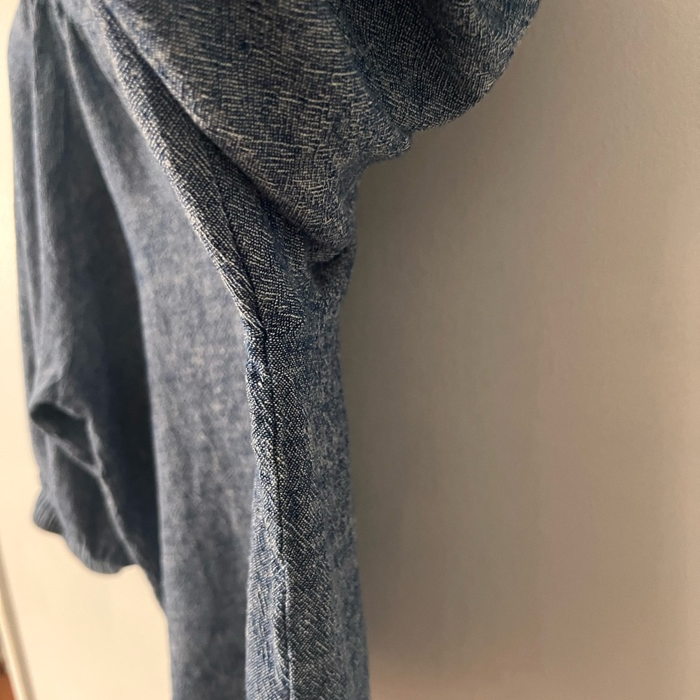 Chaps Heathered Blue Blouse - Picture 4 of 10